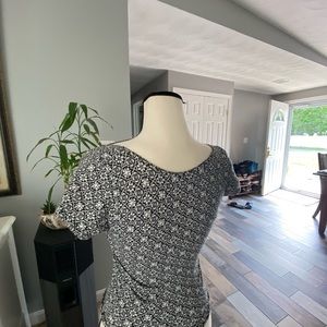 2 tops size xs one size s